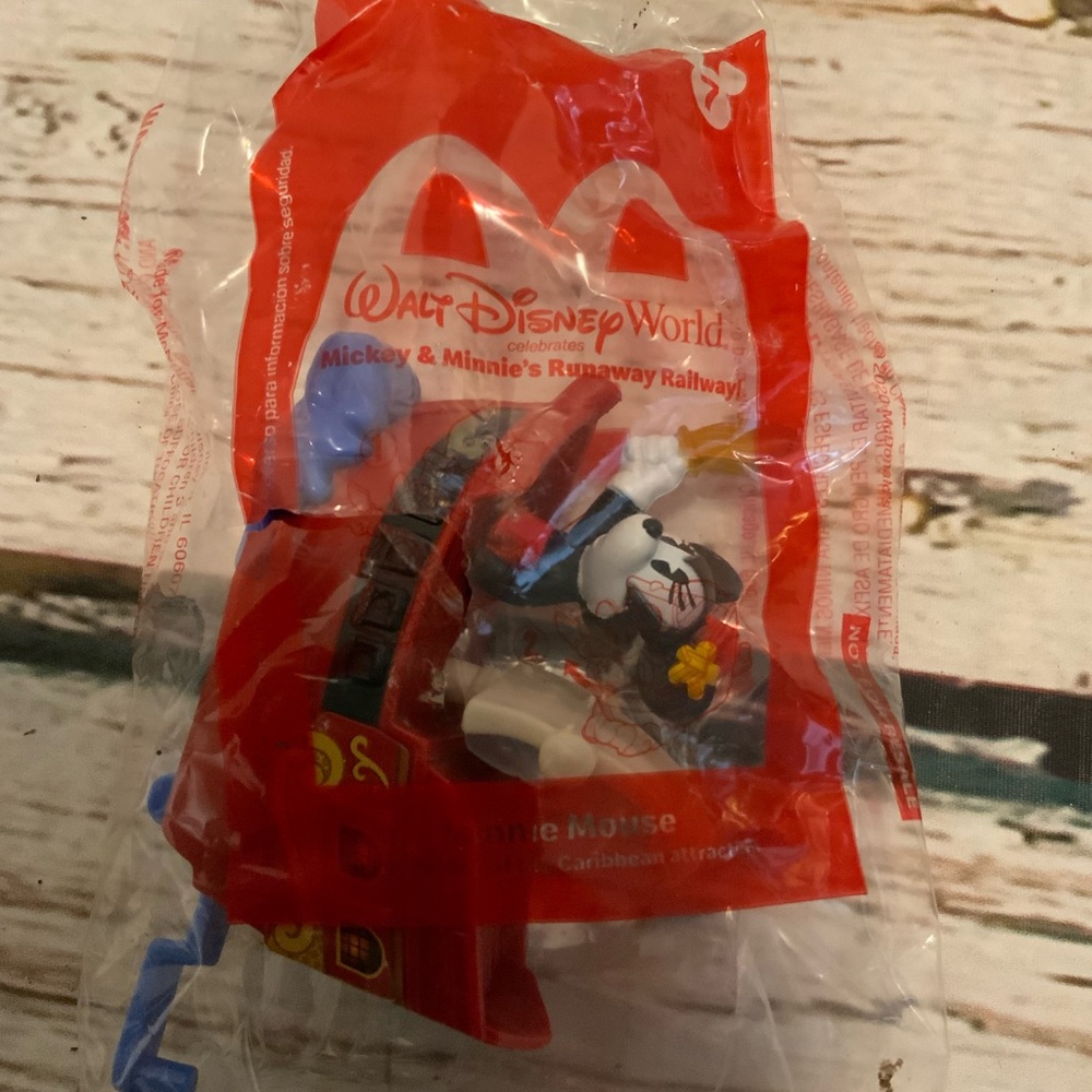 McDonalds 2020 Mickey‎ & Minnie Runaway Railroad Toy NEW